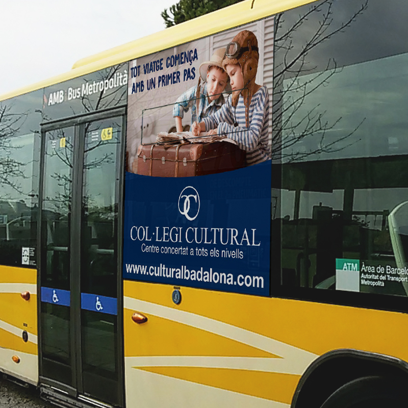 Publicidad exterior autobús lateral derecho puerta para Col.legi Cultural